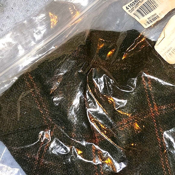 Dolls Kill Plaid Cabbie Hat [LAST OF ITS STOCK] - Picture 4 of 5